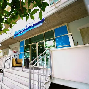 https://residence-lugano.riccione-hotels.org